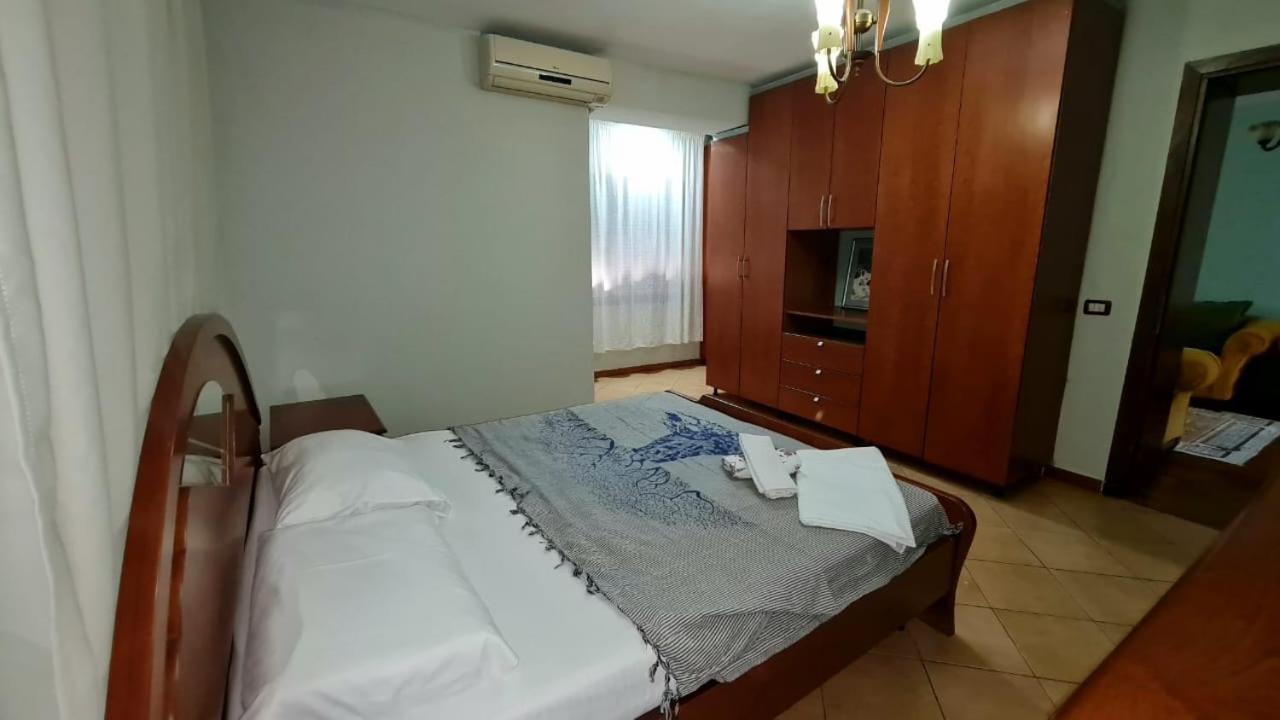 Calmly, Spacious Apartment Next To Usa Embassy Тирана Экстерьер фото